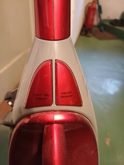 Vysavač hyundai - 2