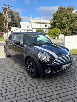 Mini Cooper One, rok 2008 - 2