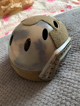 AIRSOFTOVÁ HELMA taktická žíhaná NOVÁ - 2