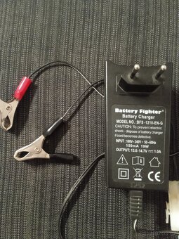 Nabíječka na zahradní traktor - 2