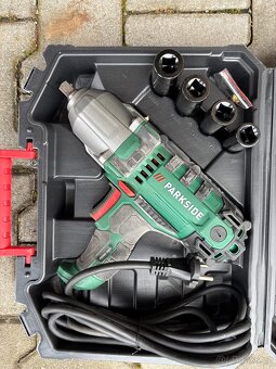 Parkside rázový utahovák - 2