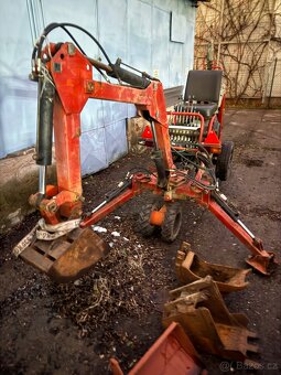 Minibagr RYAN R600 - 2