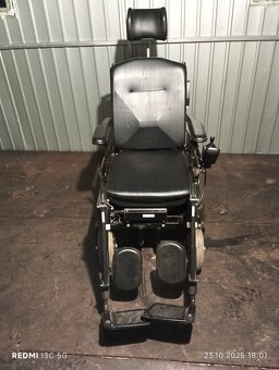 Elektrický invalidní vozík - 2