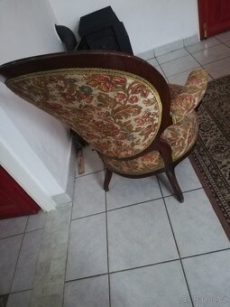 Zámecké čalouněné křeslo - 2