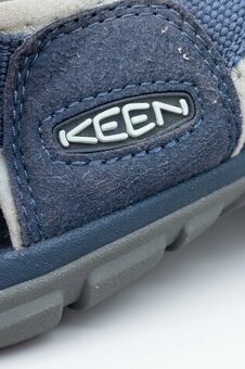 sandály KEEN CNX - 2