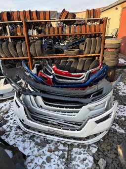 Prodám přední nárazník Škoda Kamiq - 2