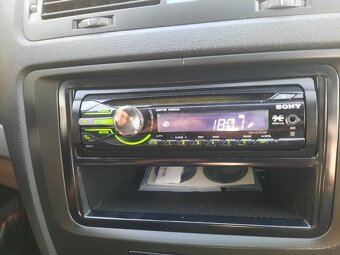 Prodám autoradio Sony - 2