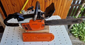 Retezova pila STIHL 020AV (90. leta) - 2