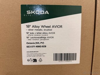 original alu kola škoda octavia iv r18 5E3071498Q - 2