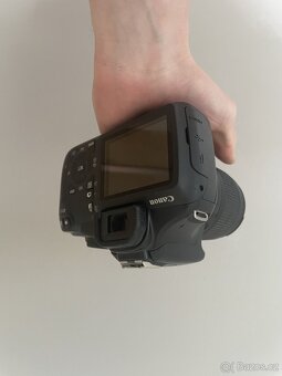 Zrcadlovka Canon 1100d - 2