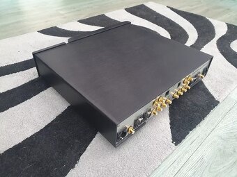 Mark Levinson 380S - 2