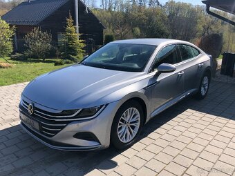 Volkswagen Arteon 2.0TDI DSG - 2