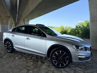 Volvo S60 D4 AWD Cross Country (5-válec) - 2