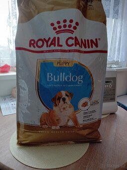 Prodej granulí ROIAL CANIN PUPIS STENATA od dvou měsícu - 2