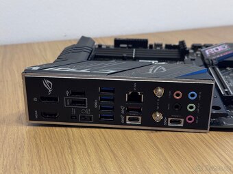 ASUS ROG STRIX B660-F GAMING WIFI, LGA1700 - 2