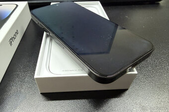 Prodám iPhone 15 Pro, 256 GB - 2