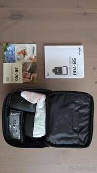 Nikon SB-700 - 2