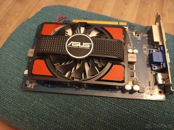 nVidia GeForce GT630  2GB - 2