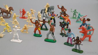 Pevnost s vojáky a indiány - hra pro děti - 2