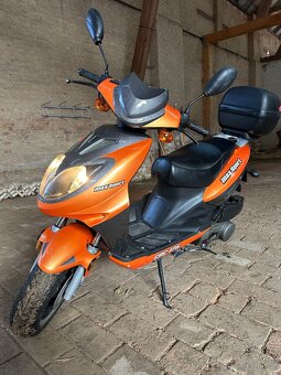 Skútr 125 - 2