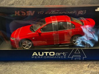 Holden Commodore VT2 Clubsport R8 Autoart - 2