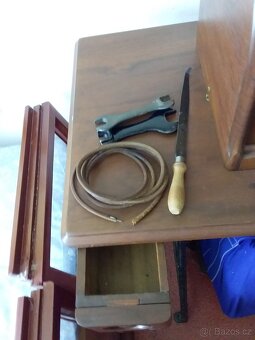 Šicí stroj Singer - 2