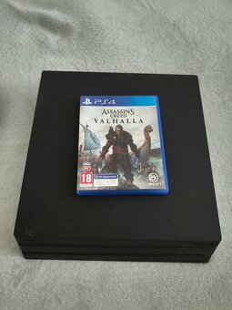 PlayStation 4 Pro 1TB + Assassin's Creed - 2
