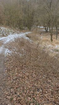 🌿 PRODEJ POZEMKU – DOUBRAVY U ZLÍNA - 2