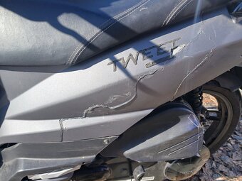 Peugeot tweet 125 - 2