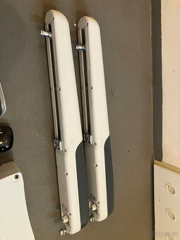 Pohon dvoukřídlé brány - 2