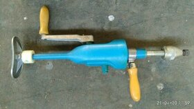 Ruční vrtačka - r.v.1968 orig.balení, nepoužité - 2