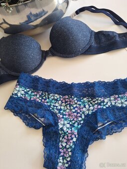 Victoria's Secret - 2