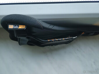 sedlo na kolo SQlab 611 R - 2