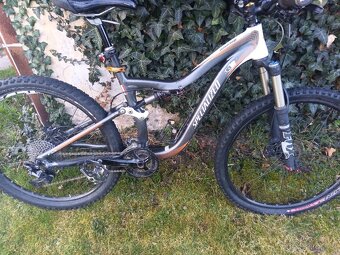 Horské kolo SPECIALIZED 26". - 2