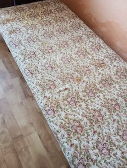 Postel s matrací a úložným prostorem - 2