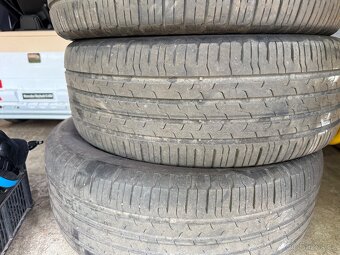 Letní pneu 205/55/R16 - 2