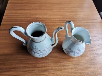 Porcelánové konvičky - 2