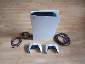 PS5 Digital Edition – záruka + 2 ovladače + PS Plus - 2