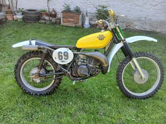 Suzuki TM-250 - 2