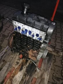 Náhradní díly na golf 4 rozebrano 1.9 85kw - 2