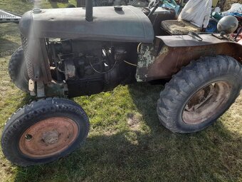 Traktor Skoda 30 - 2