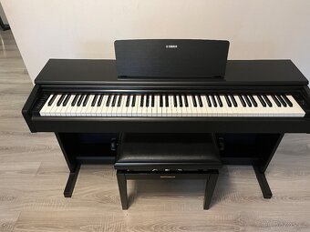 Prodám YAMAHA YDP-144 B + stolička - 2