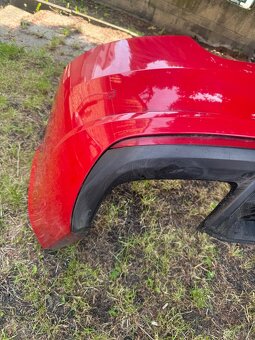 PRODÁM ZADNÍ NÁRAZNÍK ŠKODA OCTAVIA 3 RS SEDAN 2016 - 2
