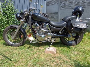 Suzuki Intruder 1400 - 2