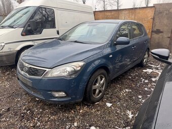 Kia ceed 1.6 crdi 85kw 2011 - 2