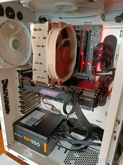 HERNÍ PC i7-7700K/16GB DDR4/512GB M.2 SSD/RX 5700XT 8GB - 2