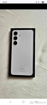Samsung S24 - 2