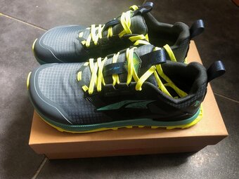 Altra M Lone Peak 8, vel. 40.5 - 2
