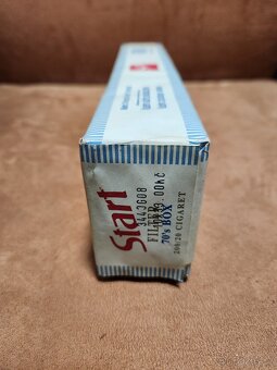 Retro kartón cigaret START - kolek 33 Kč - 2