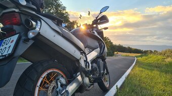 Aprilia Caponord ETV1000 - 2